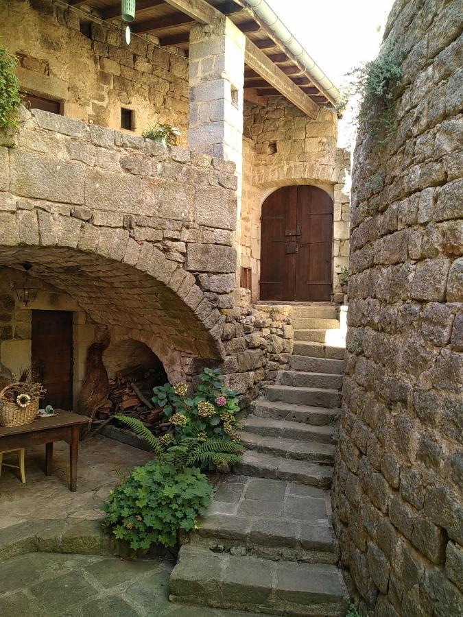 Oracines Du Calme Maison Helianthy Sanilhac  Екстериор снимка